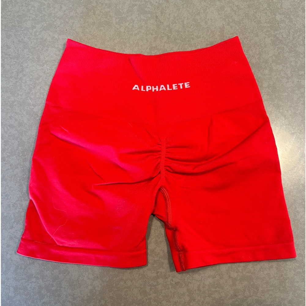 Alphalete Amplify Short